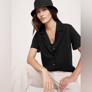 Banana Republic Navy Linen Resort Button Down Shirt